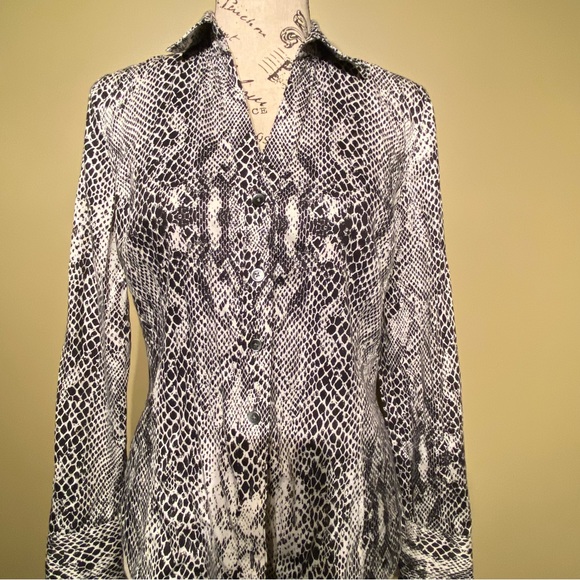 Calvin Klein Animal Print Blouse - Picture 8 of 13